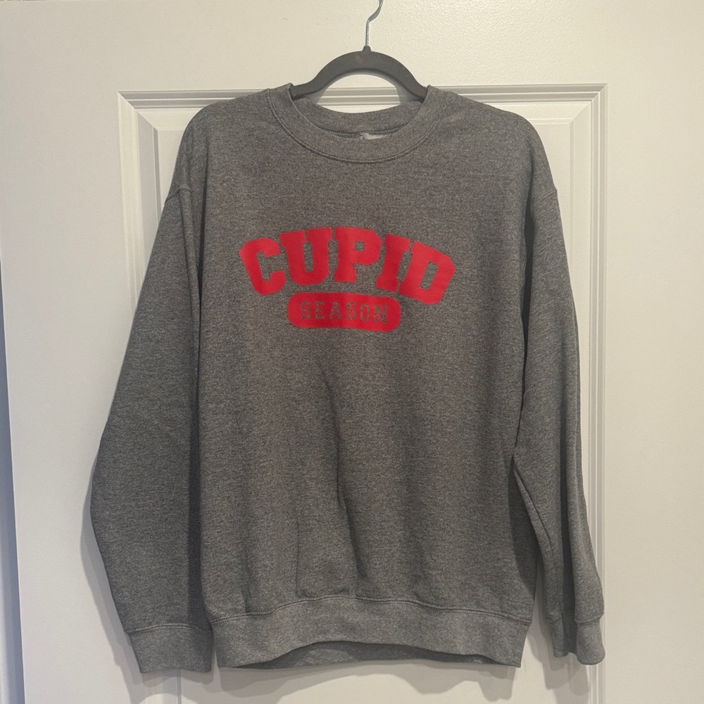 Gray Cupid Season Swestshirt